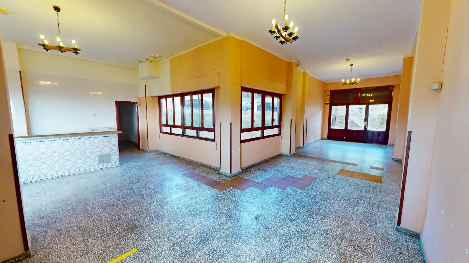 Commercial properties for sale in Busot  with Air Conditioner and Furnished