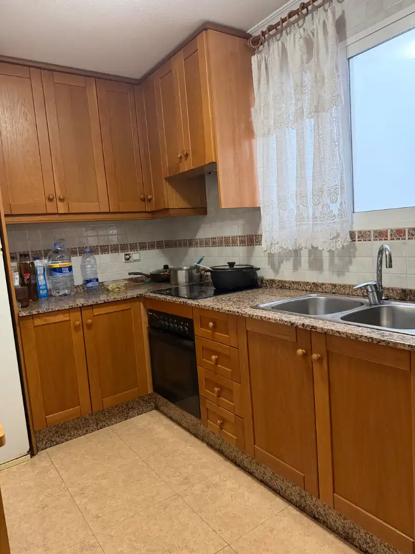 Cuina de Pis en venda en Torrevieja amb Aire condicionat, Terrassa i Traster