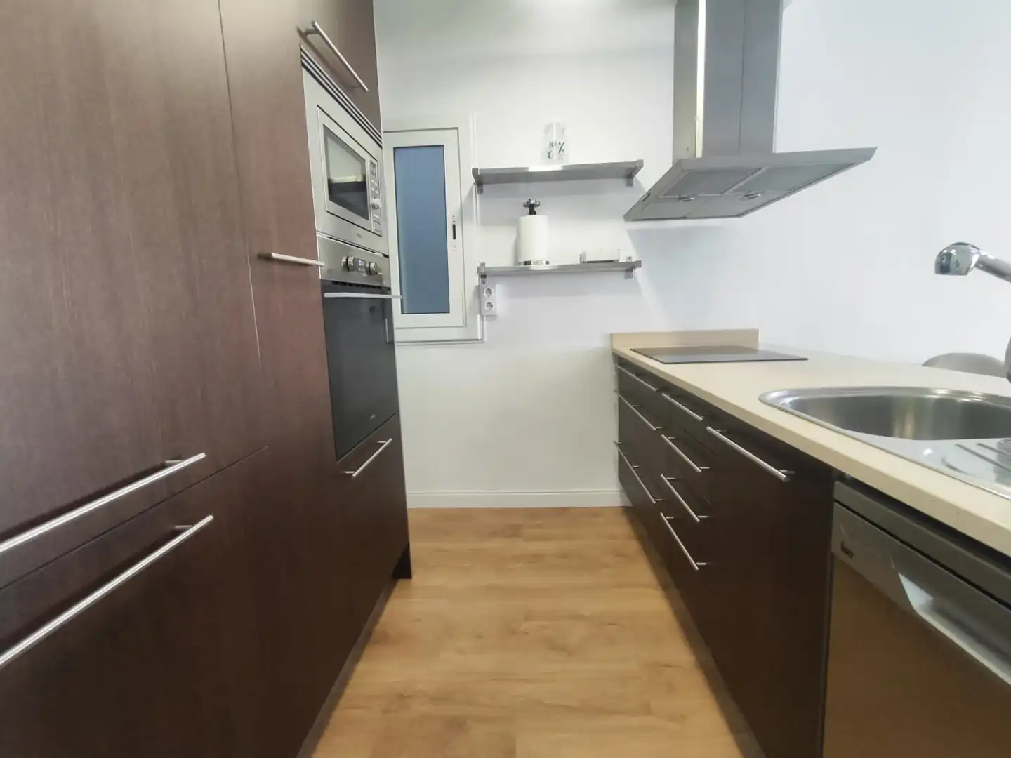 Cuina de Pis en venda en Girona amb Aire condicionat, Calefacció i Parquet