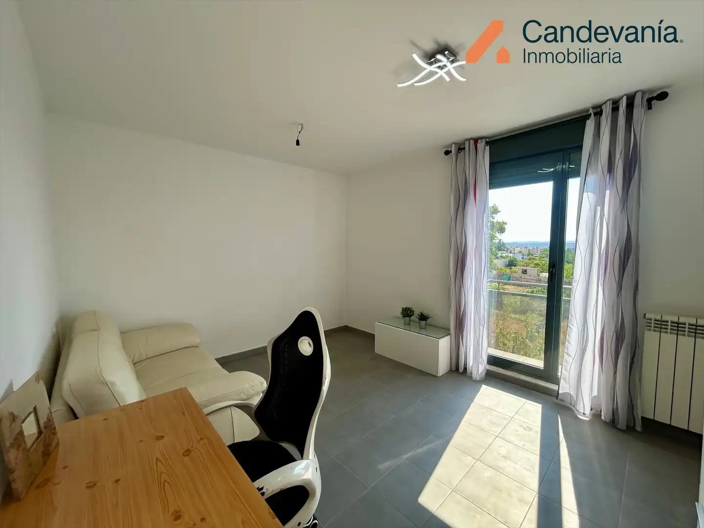 Terrassa de Casa adosada en venda en San Mateo de Gállego amb Aire condicionat, Calefacció i Jardí privat