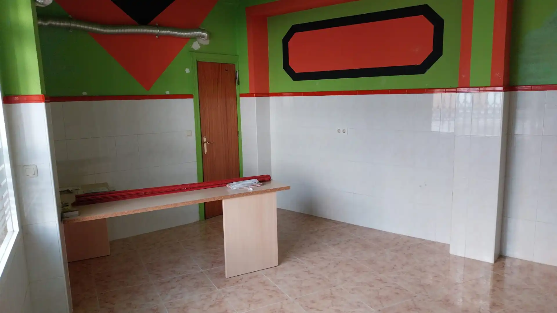 Local comercial en alquiler en Calle el Tercio, imagen 5
