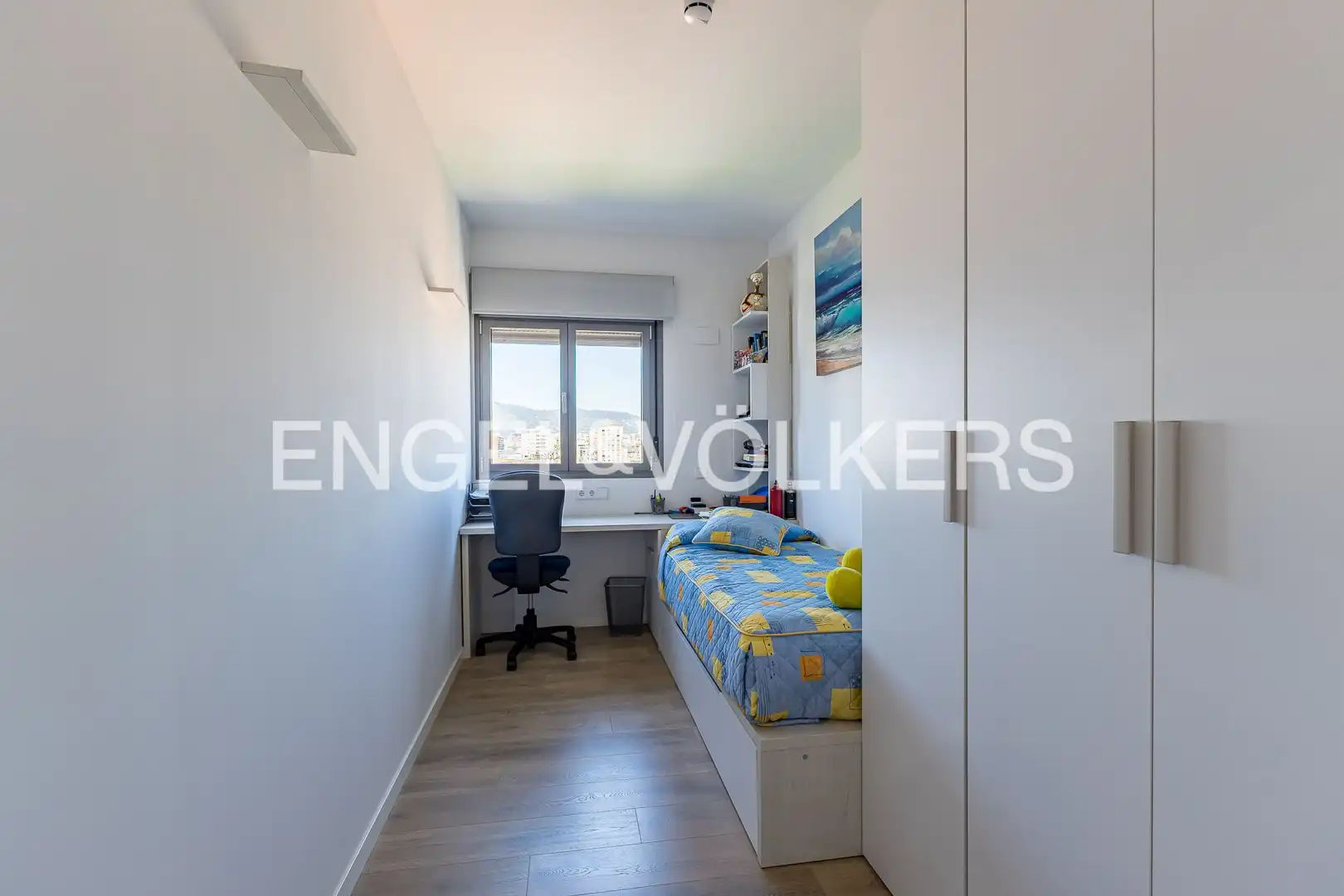 Bedroom of Flat for sale in L'Hospitalet de Llobregat  with Air Conditioner, Heating and Parquet flooring