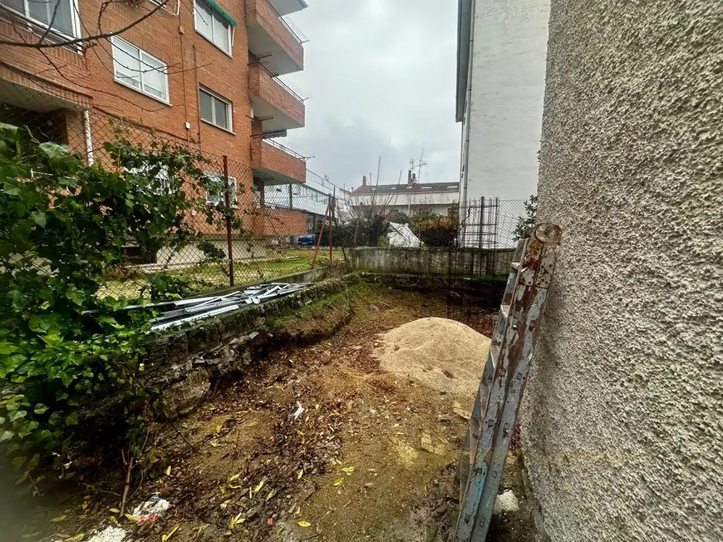 Ground floor for sale in Villalba Estación