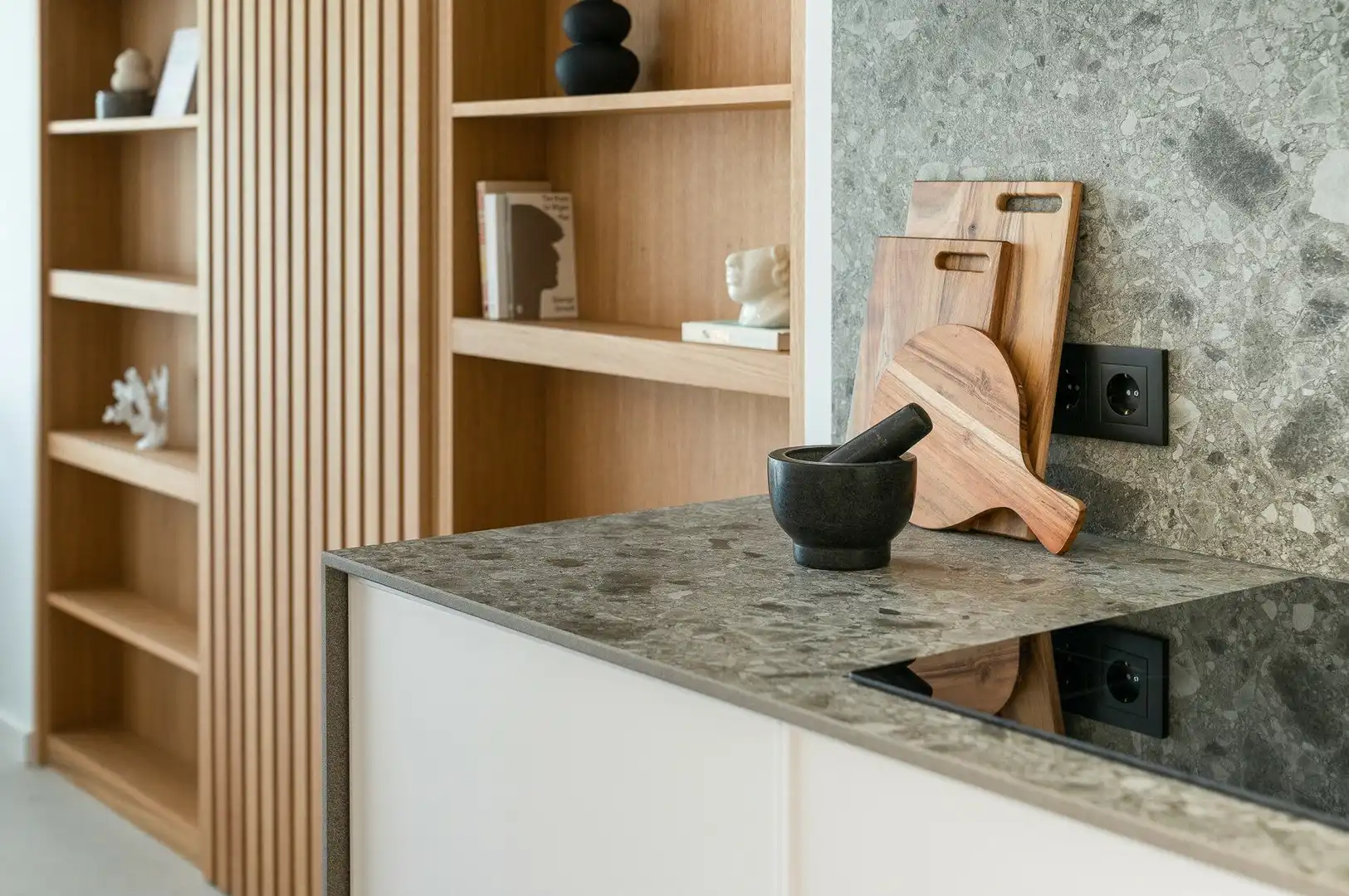 Cocina de Planta baja en venta en Benahavís con Aire acondicionado, Calefacción y Jardín privado