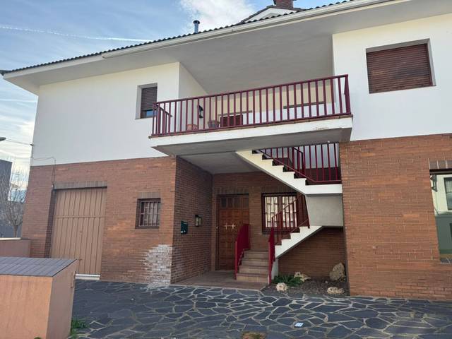Edificio en Venta en Llinars del Vallès