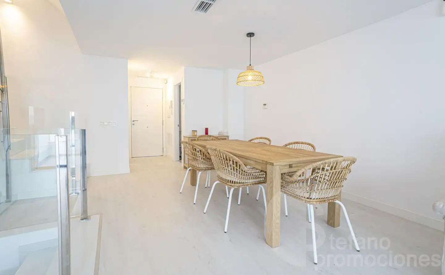 Comedor de Casa adosada en venta en Rincón de la Victoria con Terraza y Piscina comunitaria