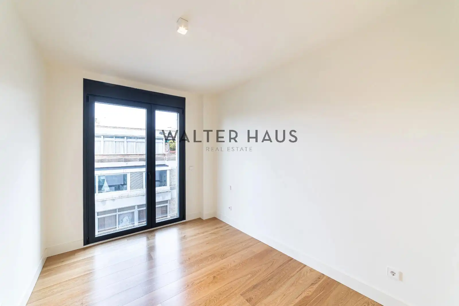 Habitación de Piso de alquiler en Madrid con Aire acondicionado, Calefacción y Horno