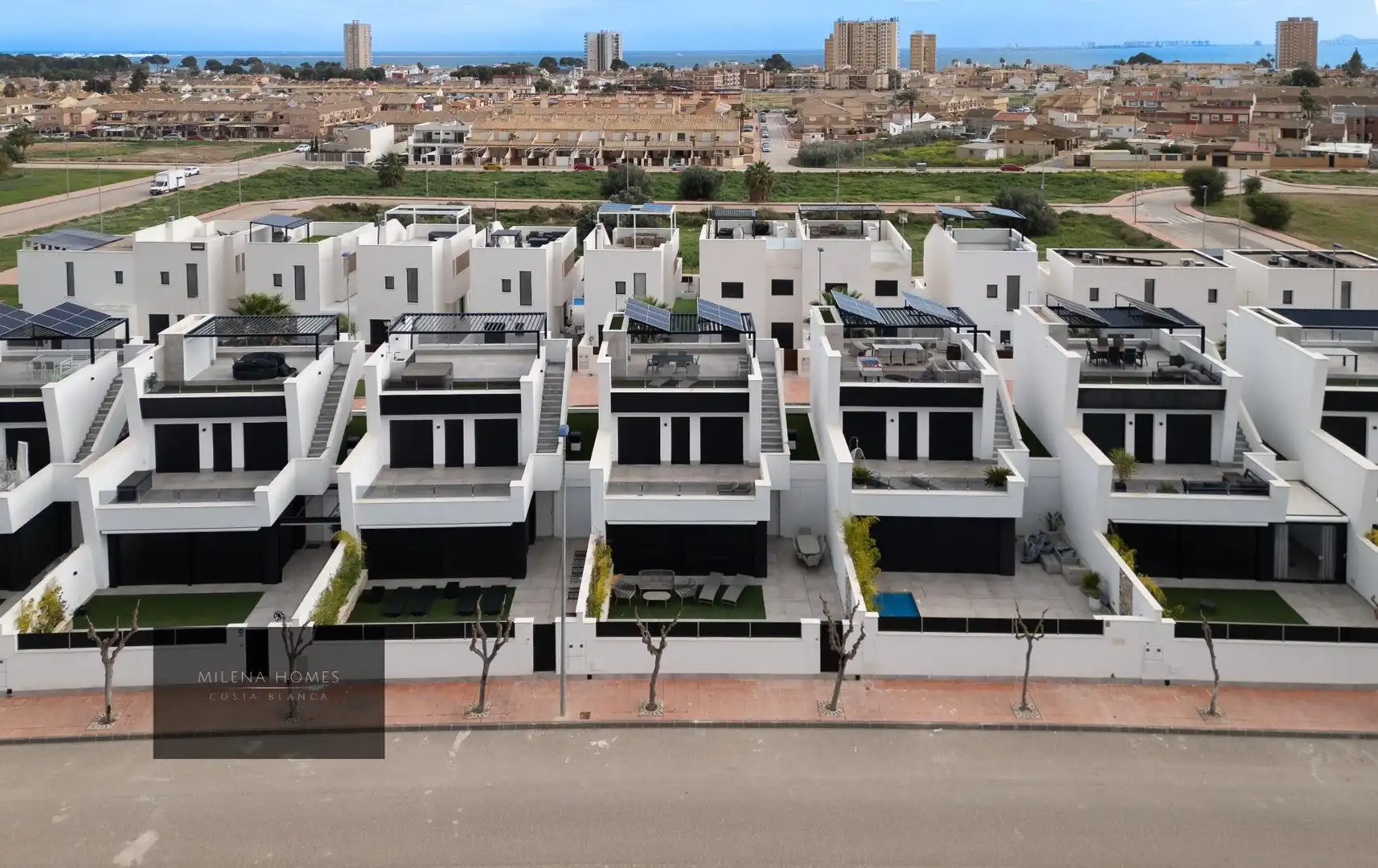 Vista exterior de Casa o xalet en venda en San Javier amb Aire condicionat, Calefacció i Jardí privat