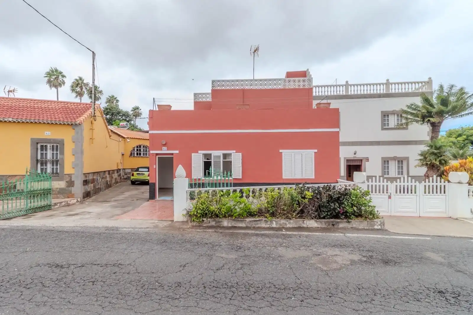 Vista exterior de Casa o chalet en venta en Arucas con Jardín privado y Terraza