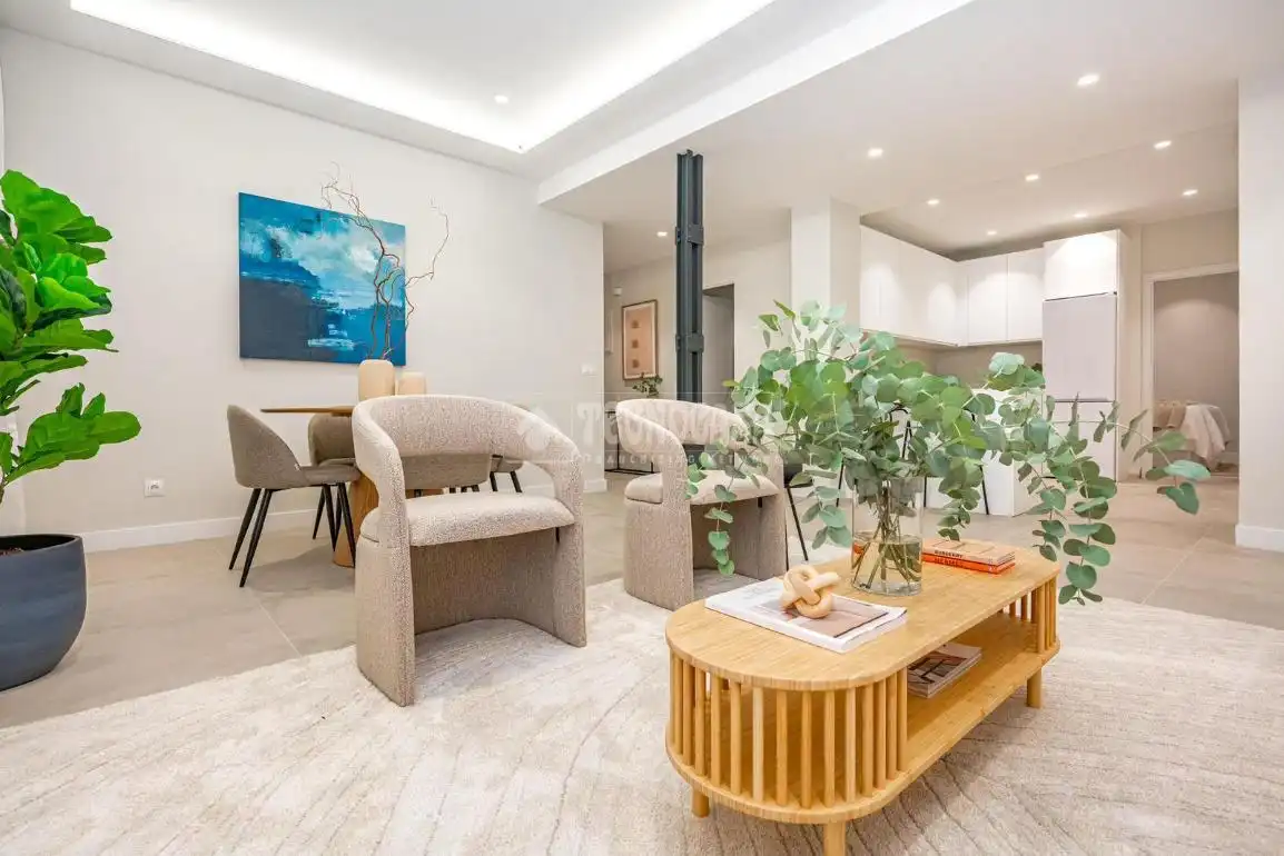 Sala de estar de Piso en venta en Madrid con Aire acondicionado y Amueblado
