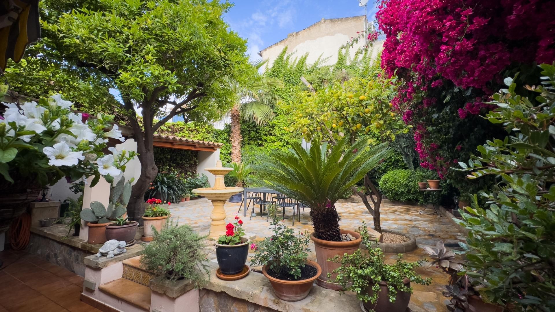 Jardí de Casa o xalet en venda en  Palma de Mallorca amb Aire condicionat, Calefacció i Jardí privat