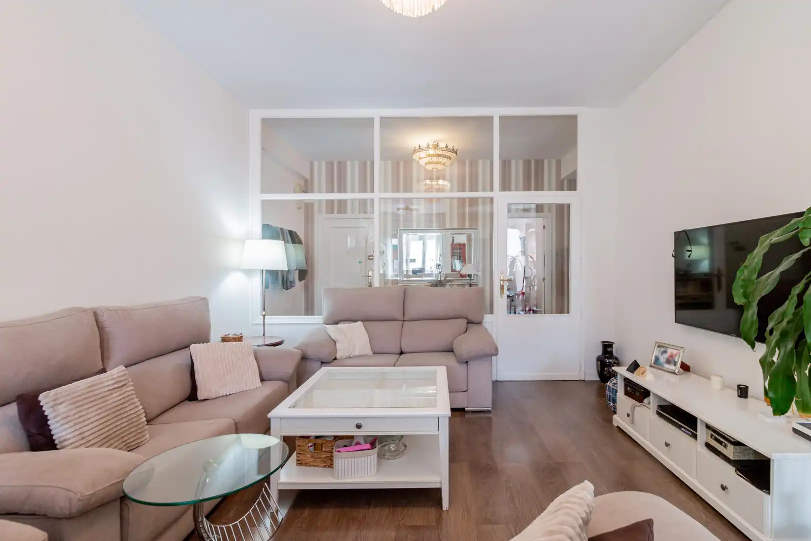Sala d'estar de Apartament en venda en Madrid amb Calefacció