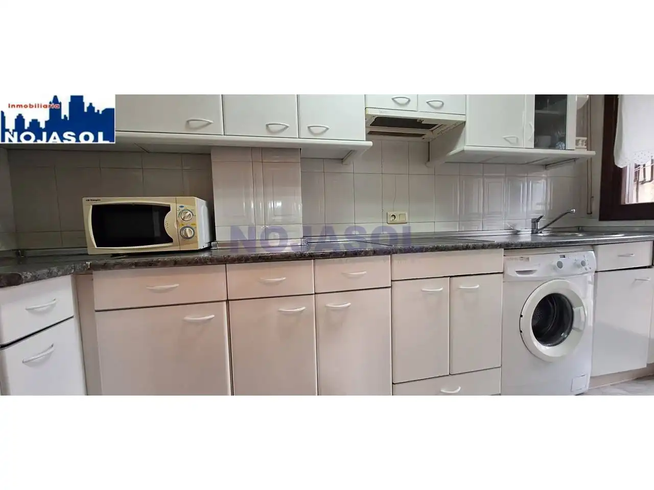 Appartamento con ascensore in affitto a Avenida Ris 56, imagen 17