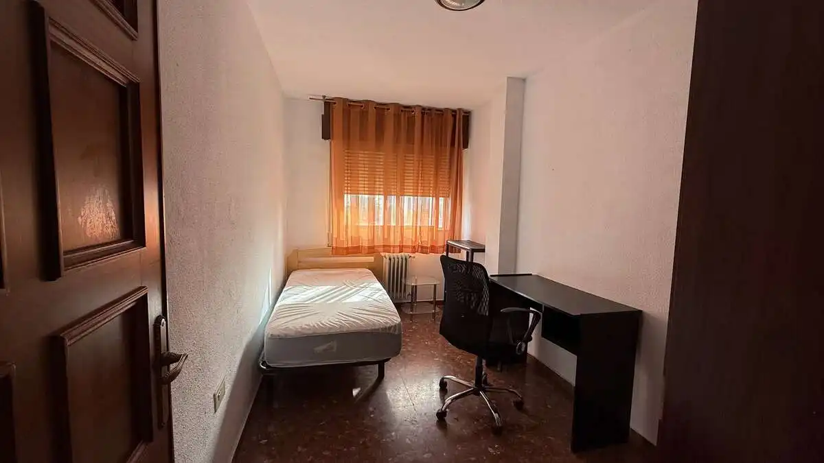 Flat for rent in Doctor Sánchez Mariscal, Plaza de Toros