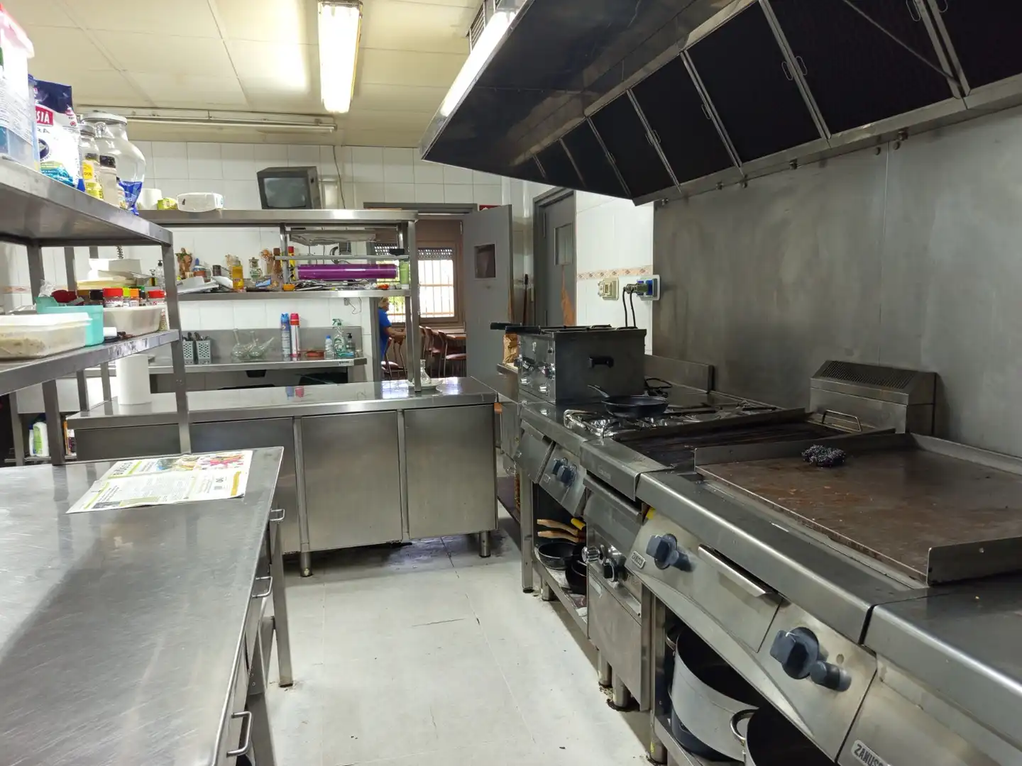 Kitchen of Commercial properties for sale in Granyanella  with Air Conditioner, Heating and Terrace