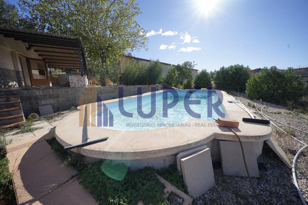 Country house for sale