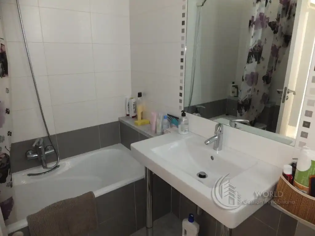 Badezimmer von Wohnung zur Miete in Madrid mit Heizung, Möbliert und Ofen