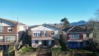 Exterior view of House or chalet for sale in San Pedro del Romeral  with Air Conditioner, Storage room and Balcony