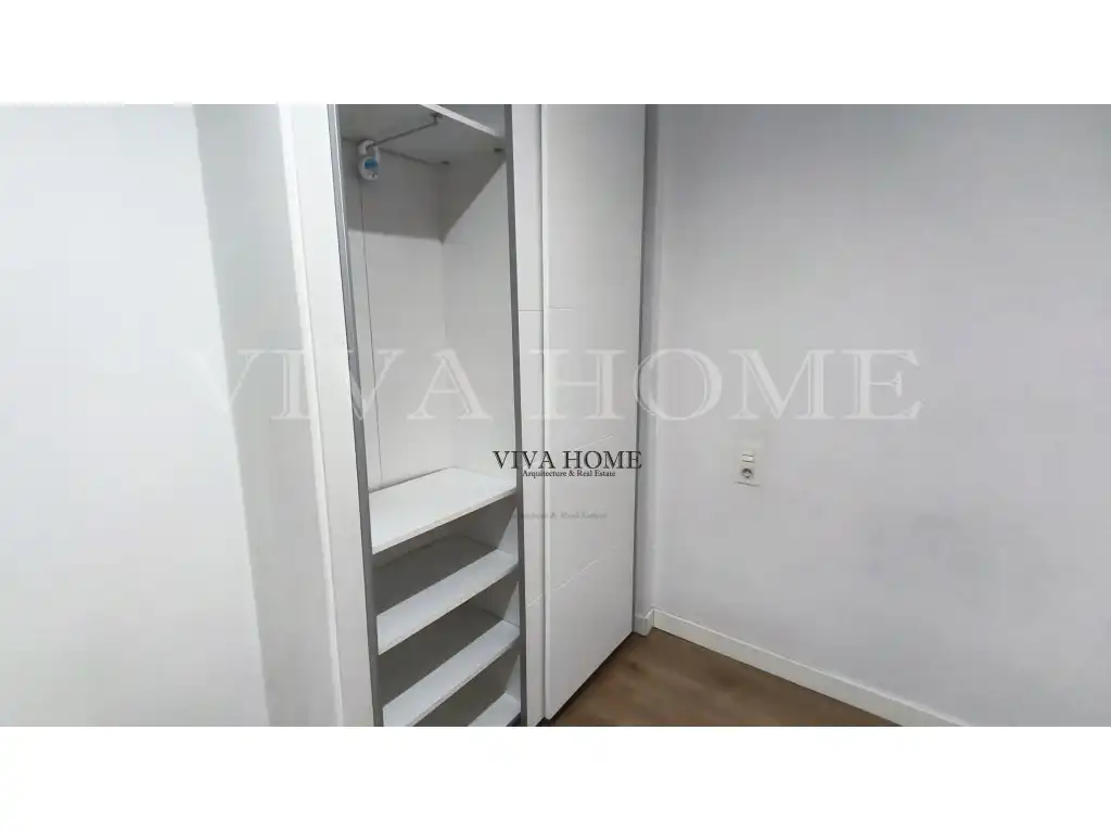 Bedroom of Flat for sale in Madrid