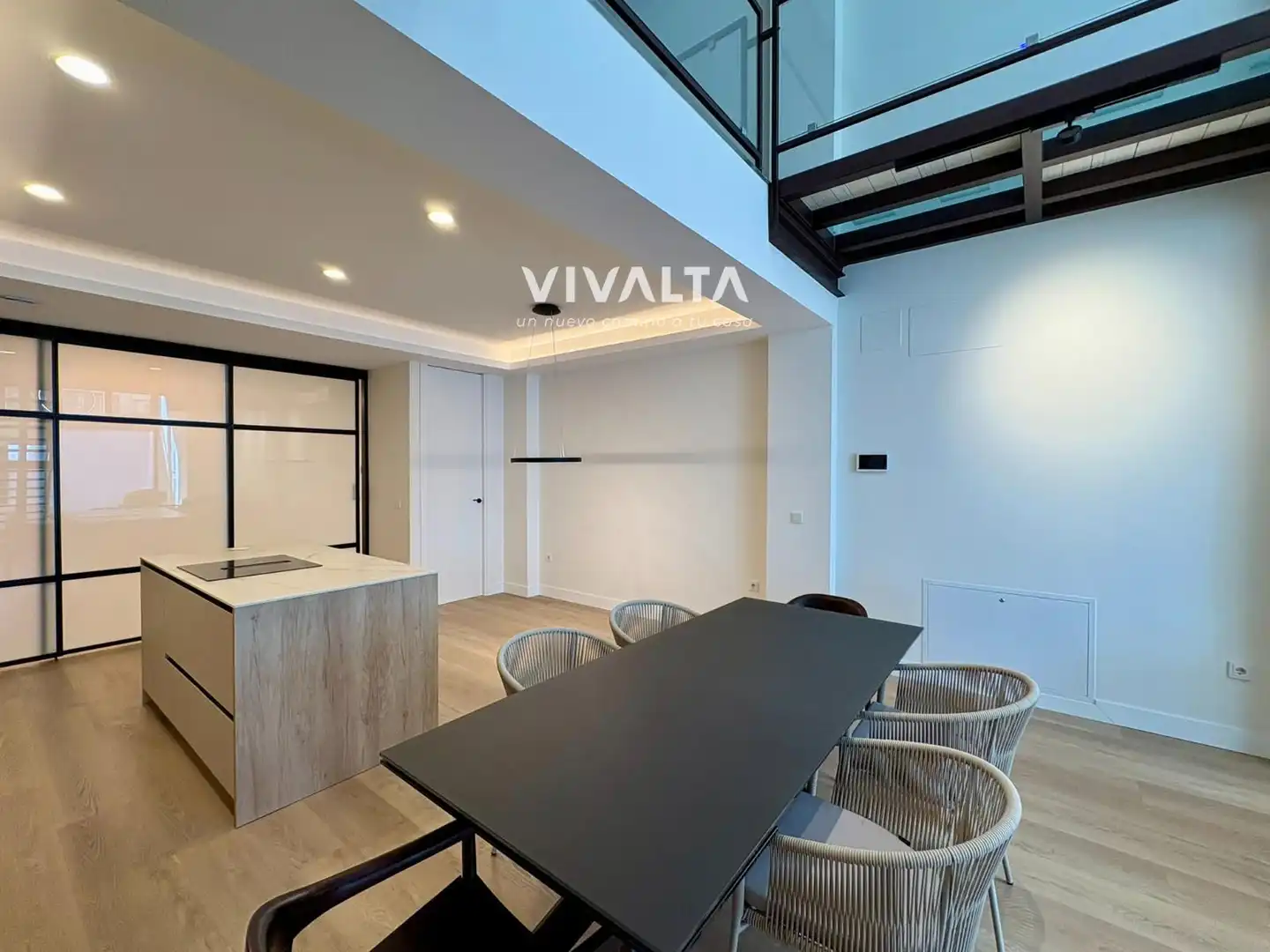 Wohnzimmer von Maisonette zum Verkauf in Madrid mit Klimaanlage, Heizung und Haustechnik