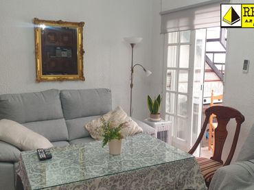 House with balcony for sale in Parque de la Constitución 5a