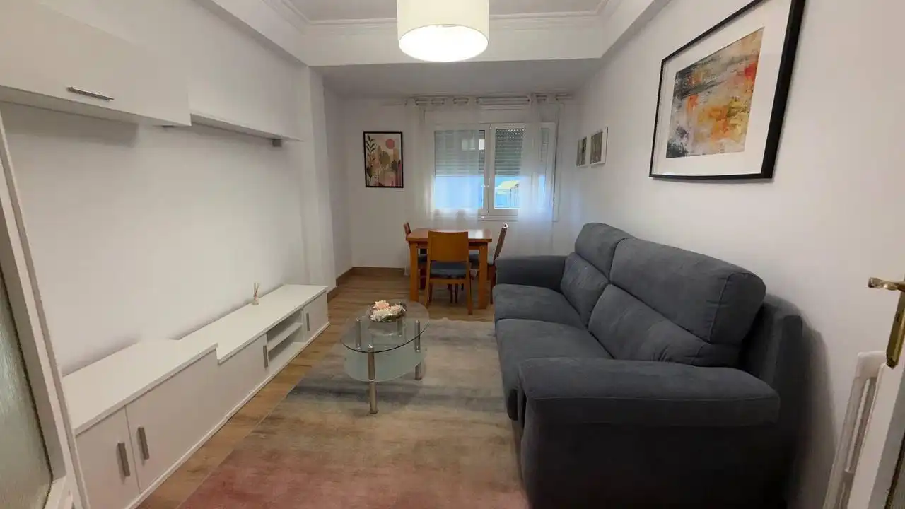 Wohnung mit Terrasse zur Miete in Centro