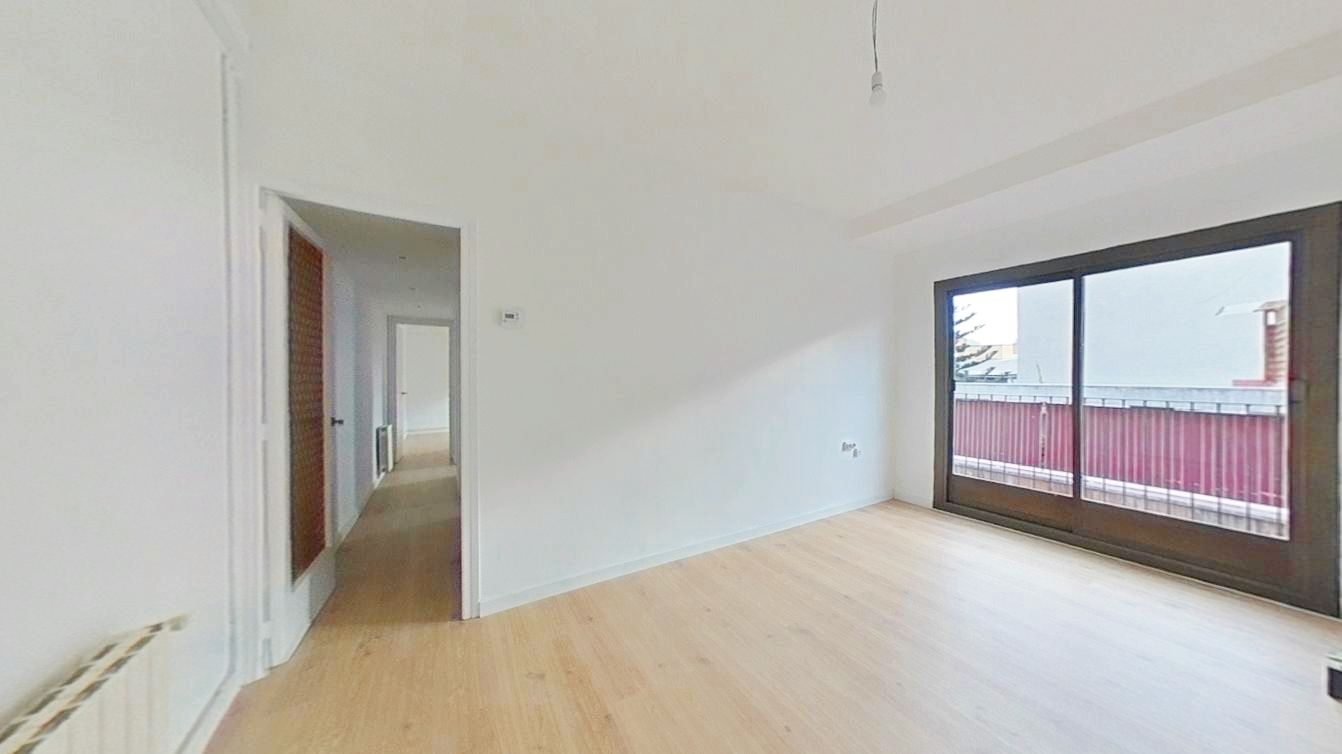 Bedroom of Flat for sale in  Barcelona Capital  with Heating and Oven