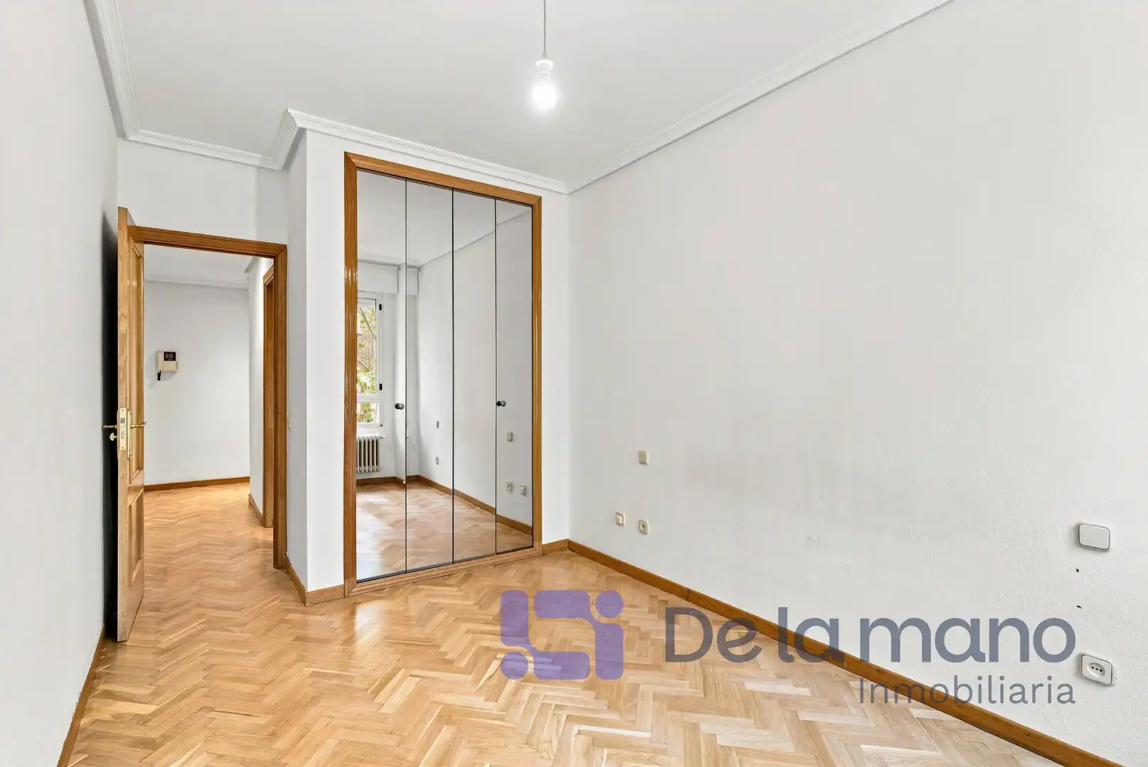 Habitación de Piso de alquiler en Madrid con Calefacción y Parquet