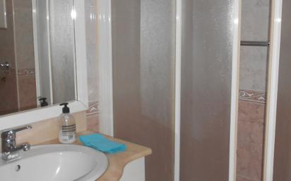 Bathroom of Flat for sale in Badalona  with Heating, Oven and Balcony