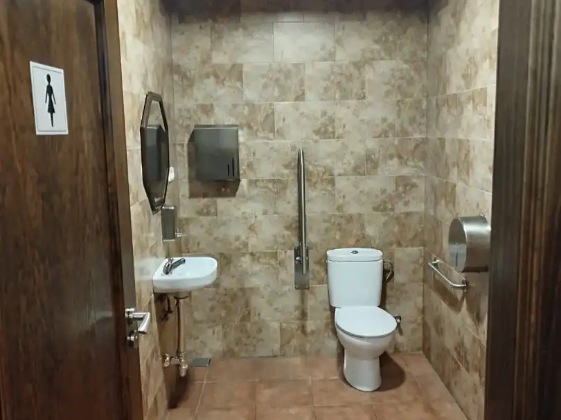 Badezimmer von Geschaftsraum zum Verkauf in Álora, Málaga