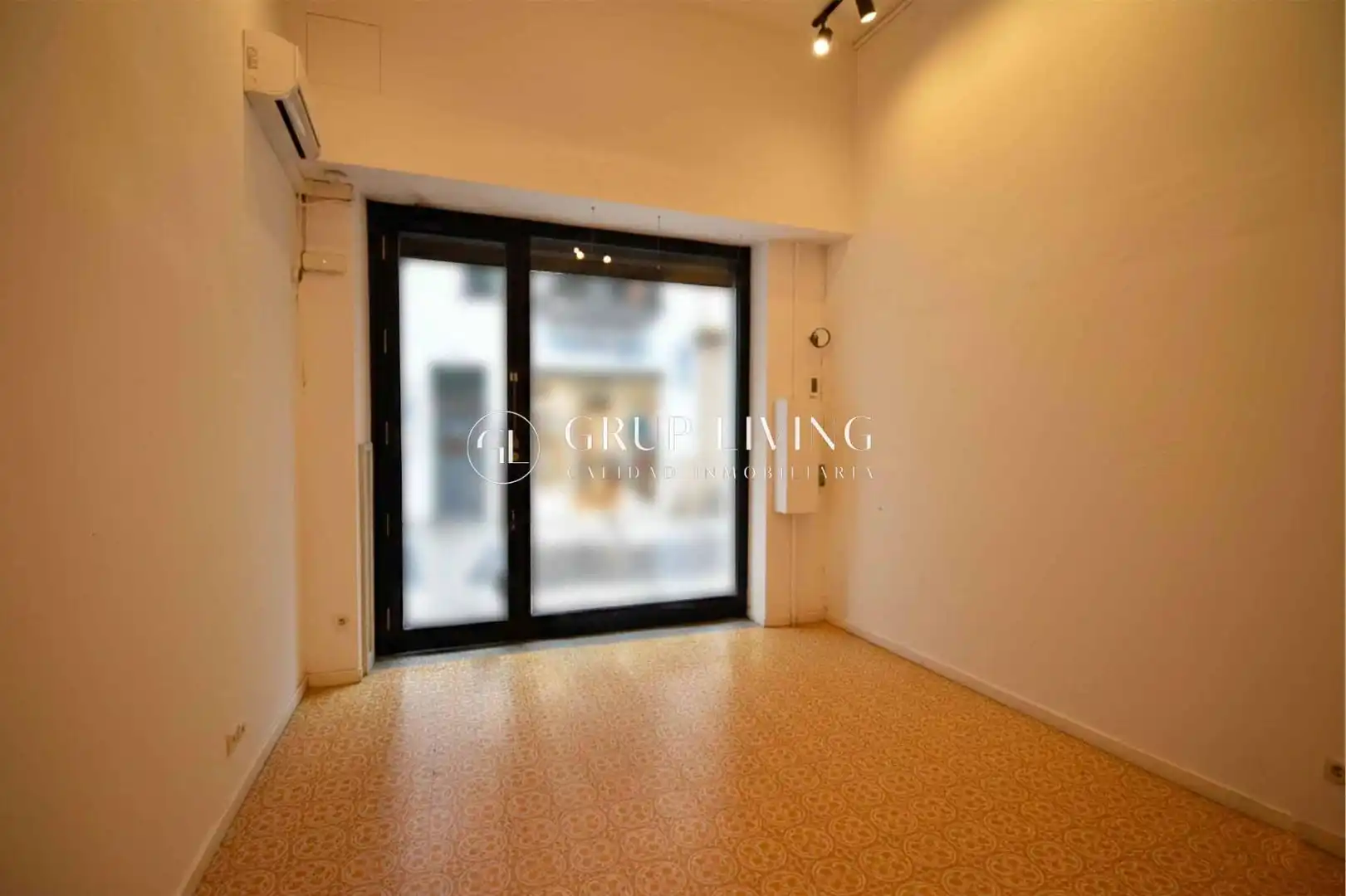 Locale commerciale in affitto a Carrer Major, imagen 2