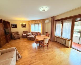 Living room of Flat to rent in  Albacete Capital  with Air Conditioner, Heating and Balcony
