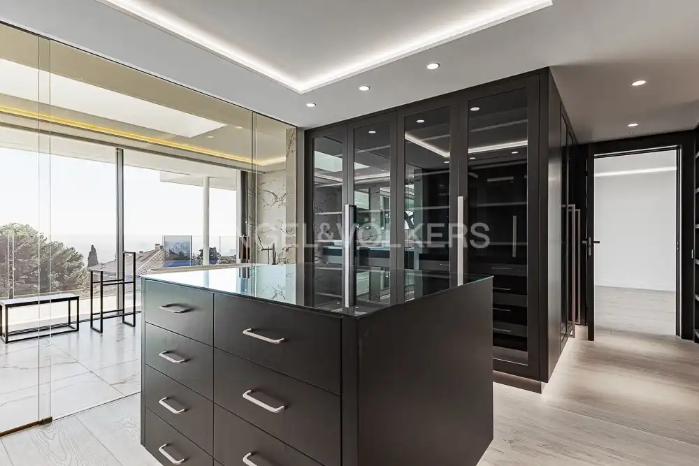 Habitación de Casa o chalet en venta en Barcelona con Aire acondicionado, Calefacción y Jardín privado