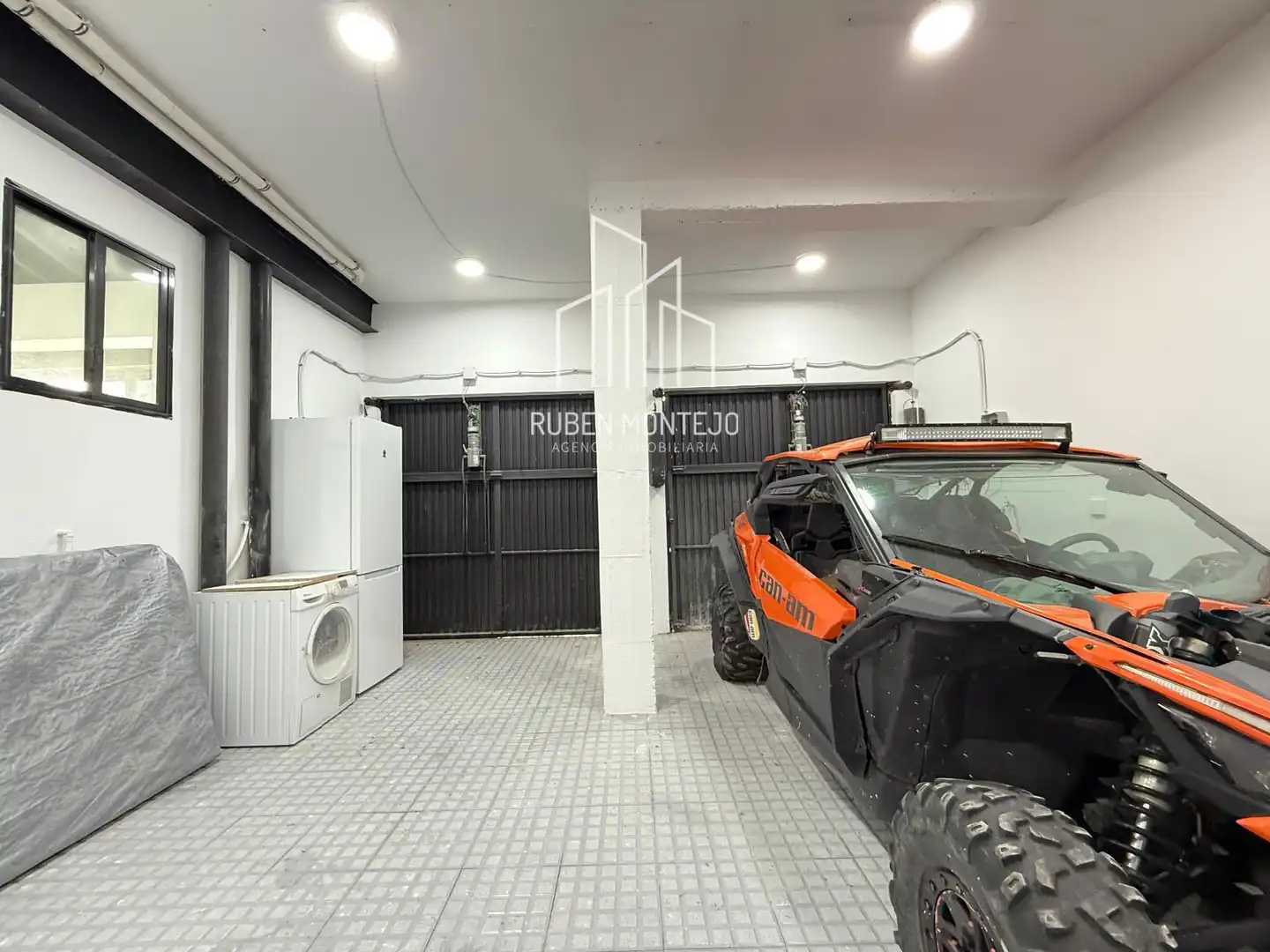 Casa o xalet en venda en Carbajosa de la Sagrada amb Calefacció, Jardí privat i Piscina