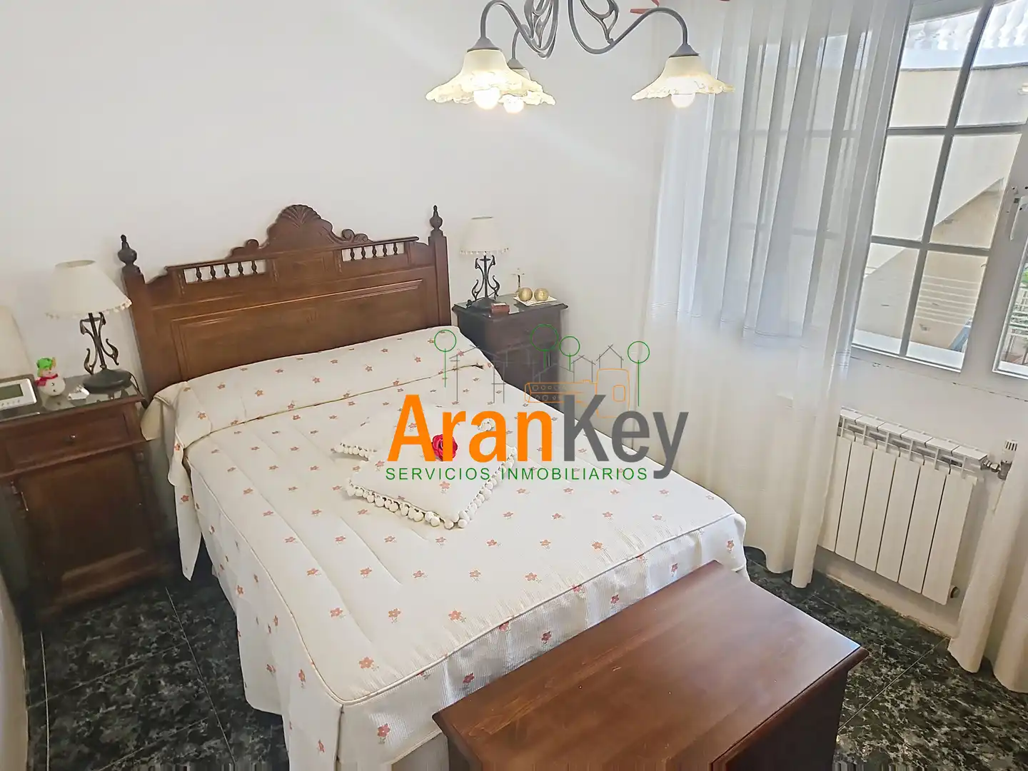 Bedroom of Houses for sale in Aranjuez  with Air Conditioner, Private garden and Terrace