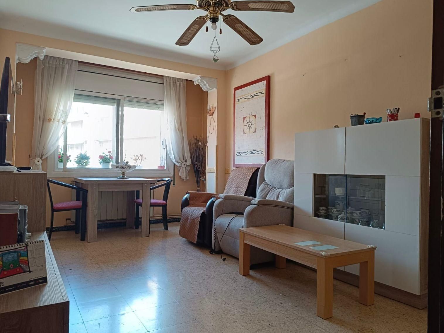 Sala d'estar de Pis en venda en Mollet del Vallès amb Calefacció, Terrassa i Balcó