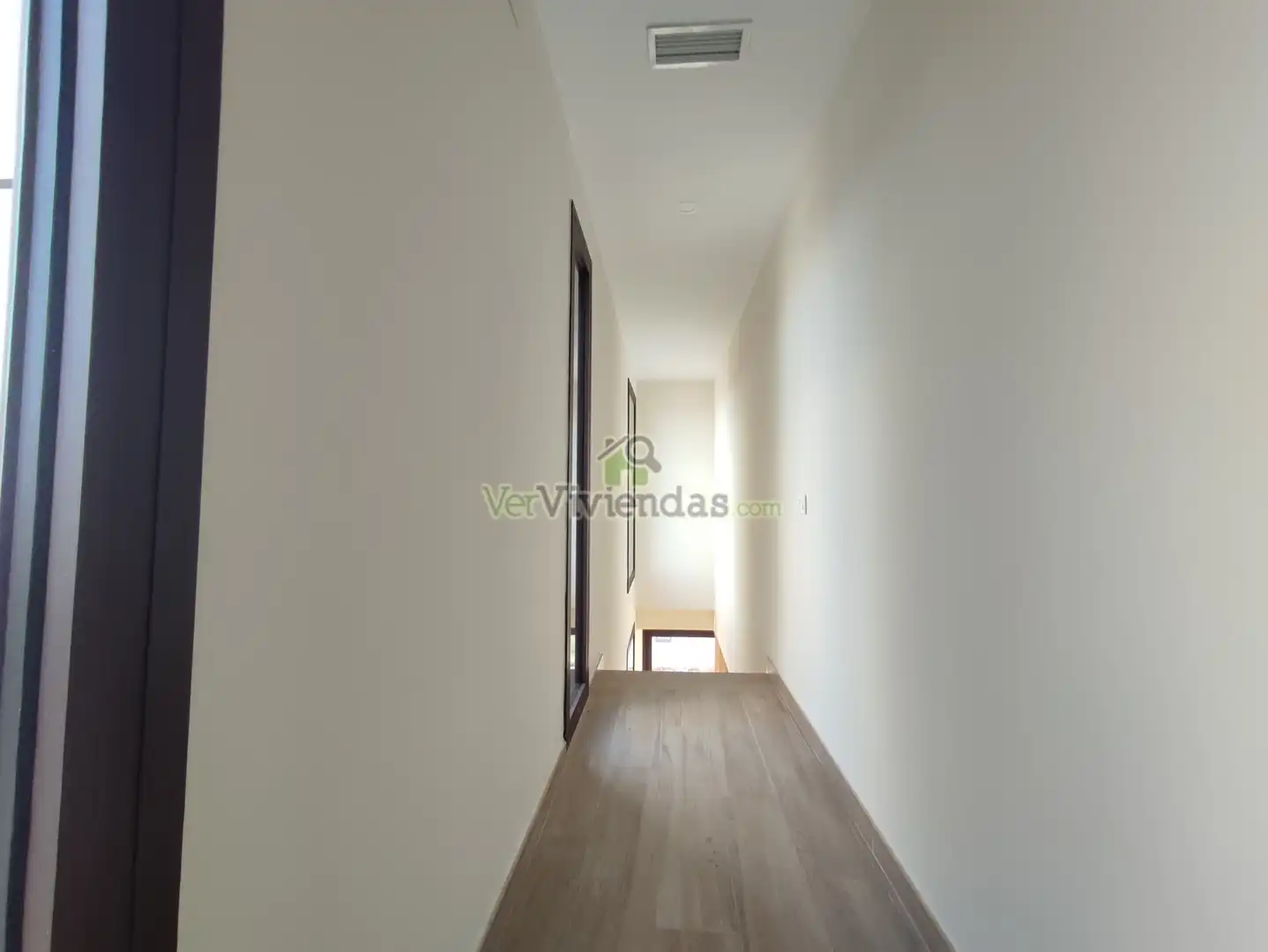 Casa o xalet en venda a Carrer Puig de Mira, 28, Sant Esteve Sesrovires