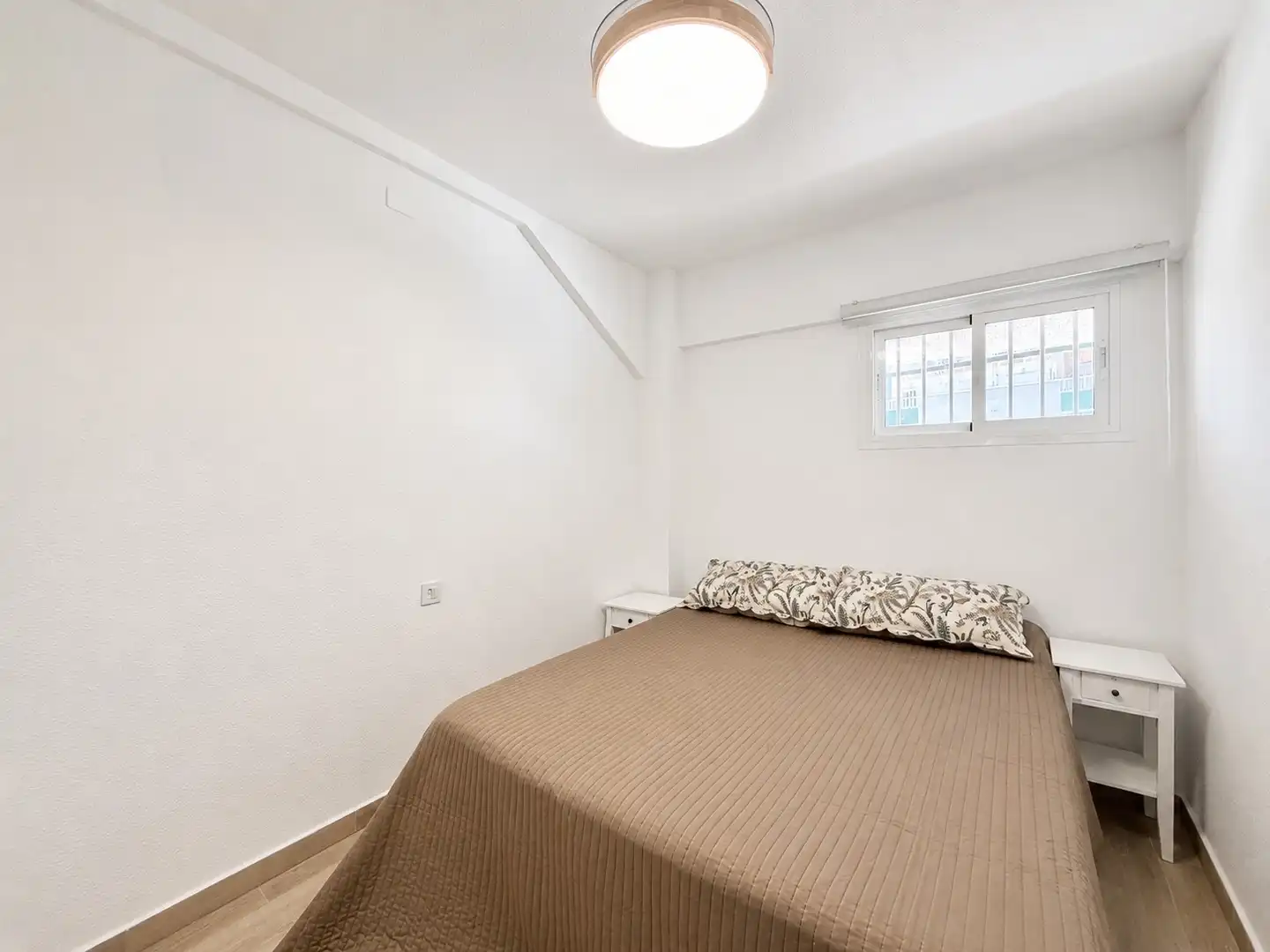 Bedroom of Apartments for rent in Torrevieja  with Air Conditioner, Heating and Swimming Pool
