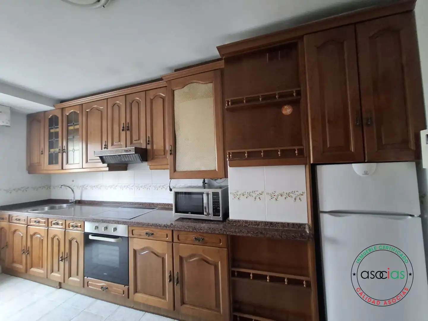 Küche von Wohnung zur Miete in Gijón  mit Heizung, Parkett und Möbliert