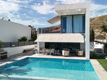 Villa con piscina in vendita a Balcón de Finestrat - Terra Marina