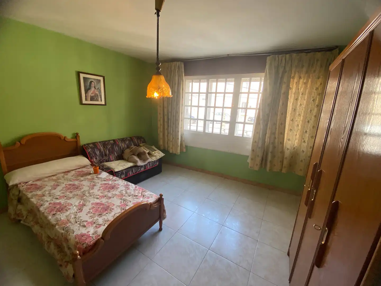 Habitación de Casa adosada en venta en Vilagarcía de Arousa con Terraza, Trastero y Amueblado