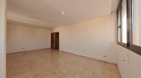 Foto 4 de Àtic en venda a Calle Alcalde Josė Emilio Garcia Gómez, 1c, Los Llanos - El Cabo, Santa Cruz de Tenerife Capital