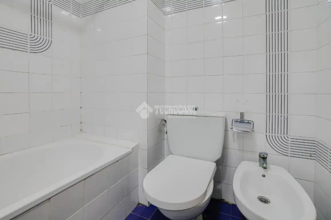 Baño de Piso en venta en Rubí con Balcón