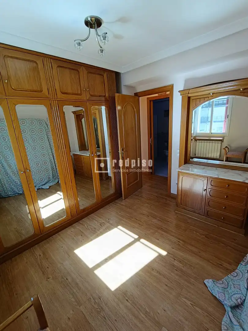 Habitación de Piso de alquiler en Madrid con Calefacción, Jardín privado y Terraza