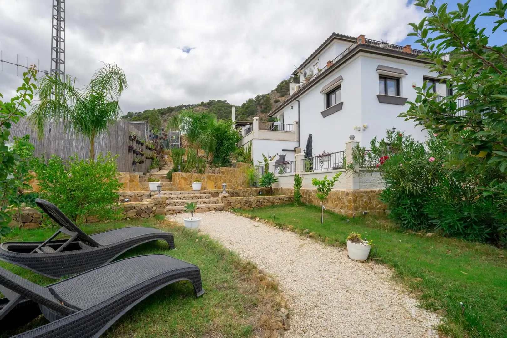 Terrassa de Casa o xalet en venda en Casarabonela amb Calefacció, Jardí privat i Terrassa