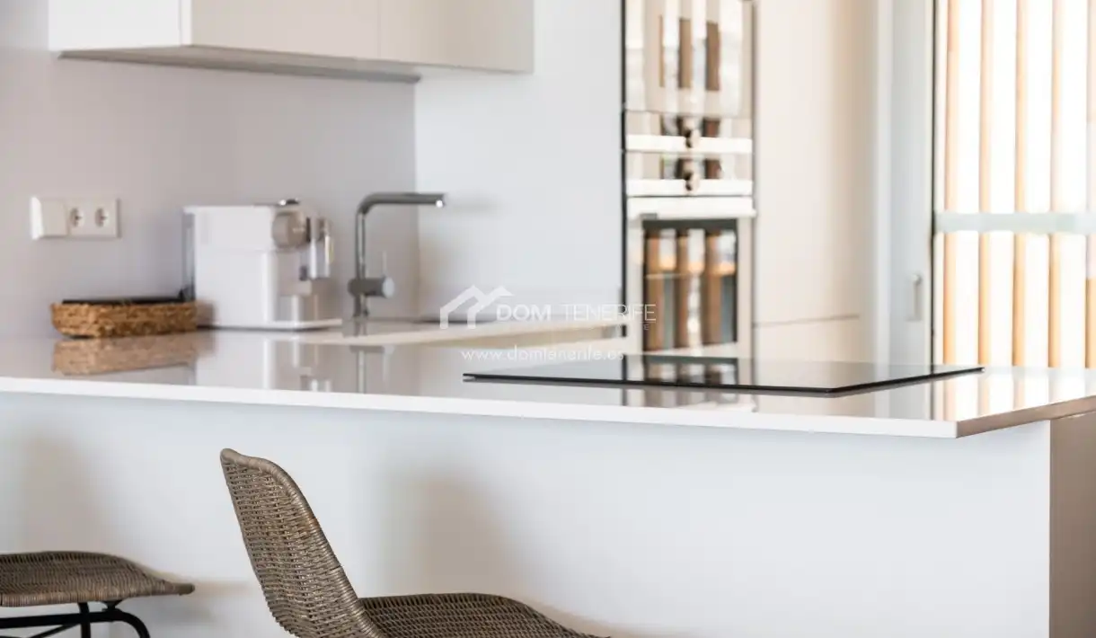 Kitchen of Flat for sale in Guía de Isora  with Private garden, Terrace and Storage room