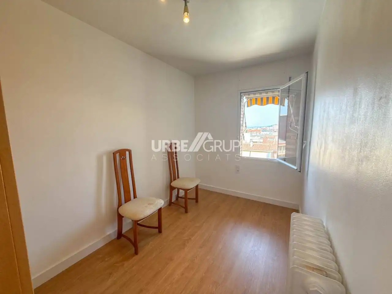 Habitación de Piso en venta en Terrassa con Calefacción, Parquet y Terraza