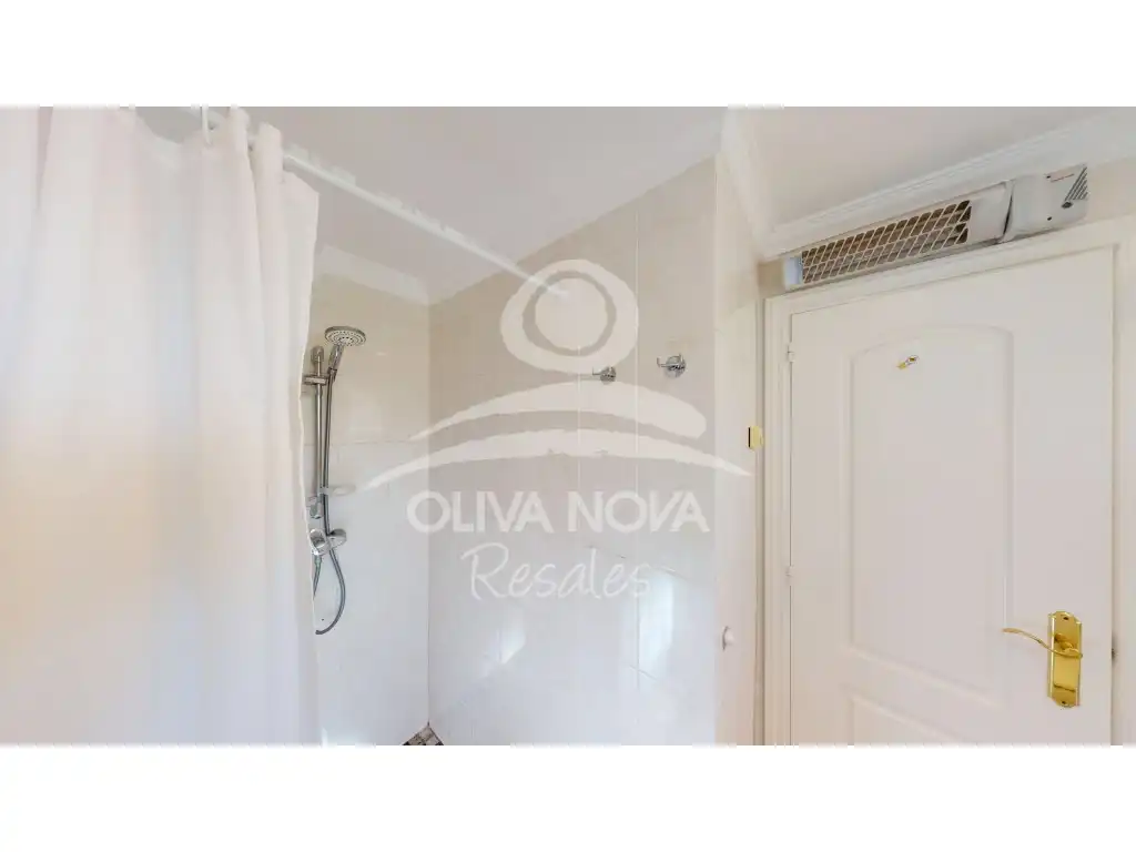 Bany de Casa o xalet en venda en Oliva