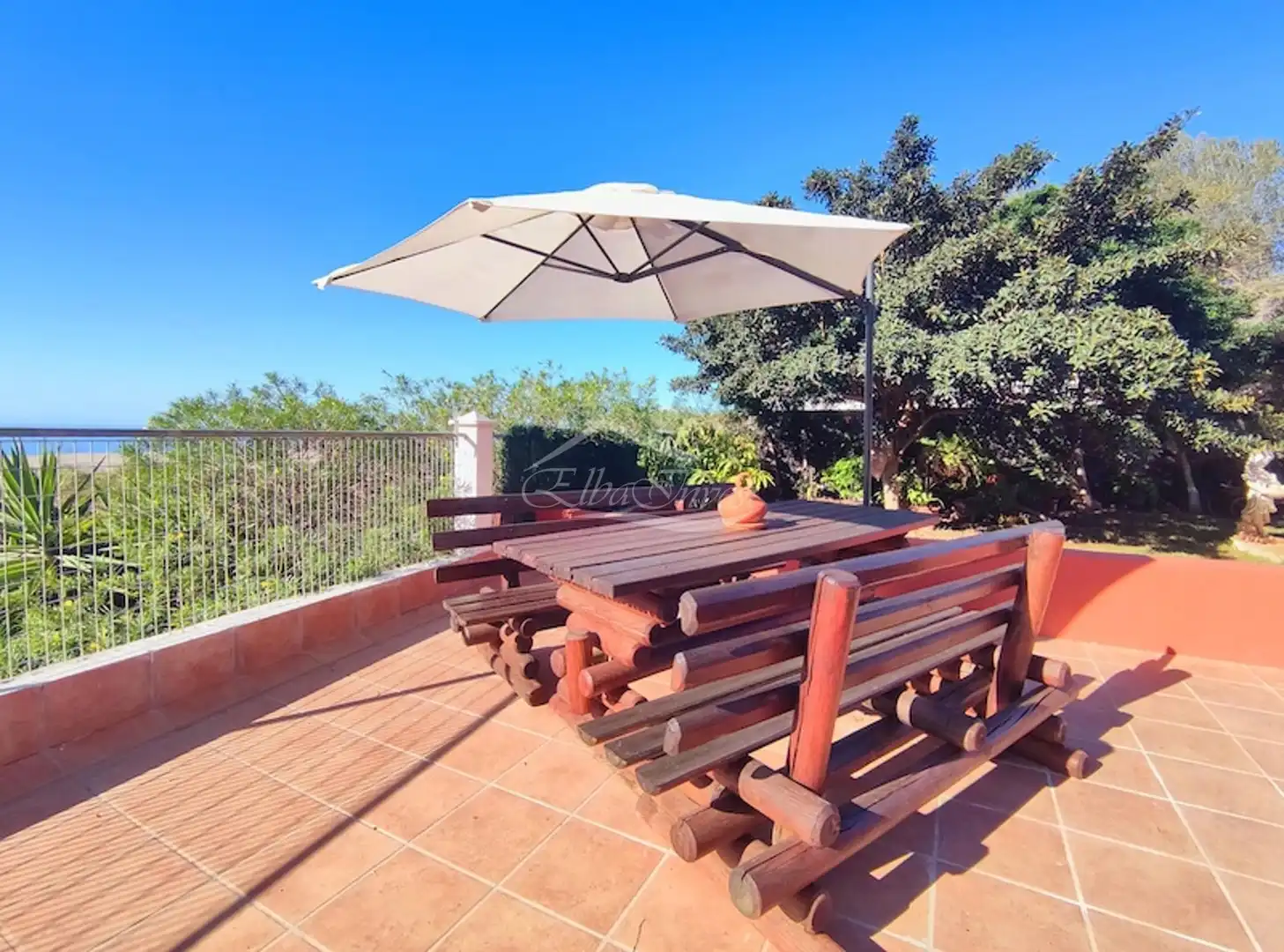 Terrassa de Casa o xalet en venda en Santiago del Teide amb Jardí privat, Terrassa i Moblat