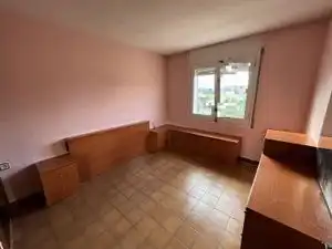 Schlafzimmer von Einfamilien-Reihenhaus zum Verkauf in Vic mit Heizung, Terrasse und Ofen
